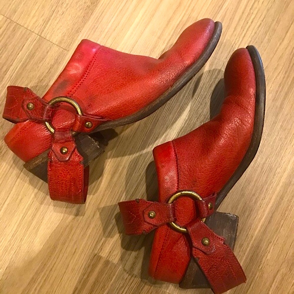 EUC Frye Red Carson Harness Belted Clog Booties (7.5)